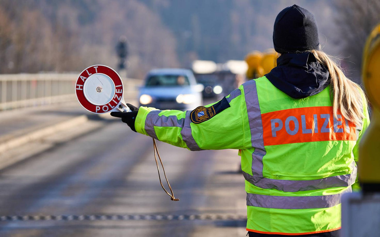 Germania va prelungi controlul la frontiere și intensifică deportările.