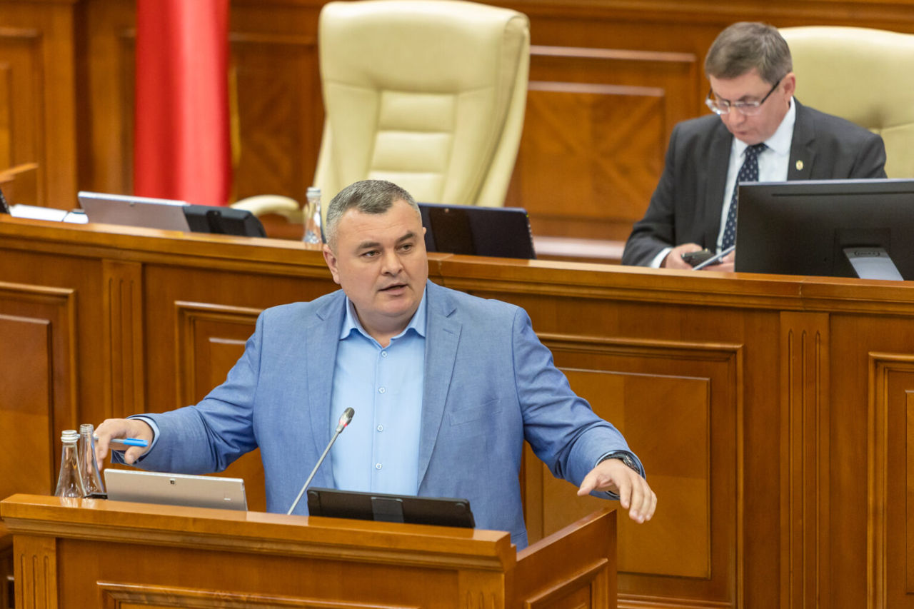 Новак: PAS попытаются замять скандал с утечкой персональных данных граждан Молдовы.
