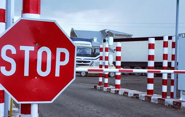 В России ограничат выезд за границу.