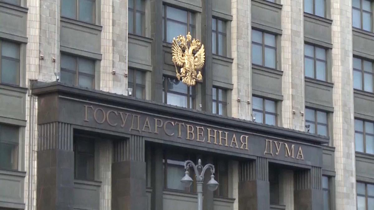 Госдума приняла законопроект о наказании за «фейки» о действиях военных.