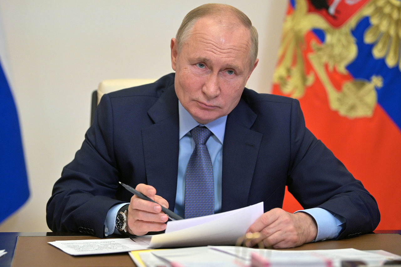 Bloomberg: Путин является экспертом в умении держать Запад в напряжении.