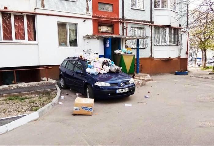 Direcția Mobilitate Urbană propune efectuarea unei evaluări a parcărilor în curțile din Chișinău.