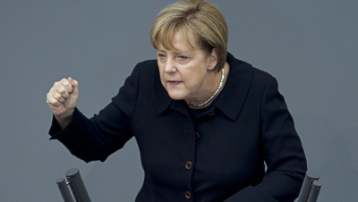 Cancelarul german Angela Merkel, a declarat marţi, că Grecia nu ar fi trebuit să fie primită în zona euro.