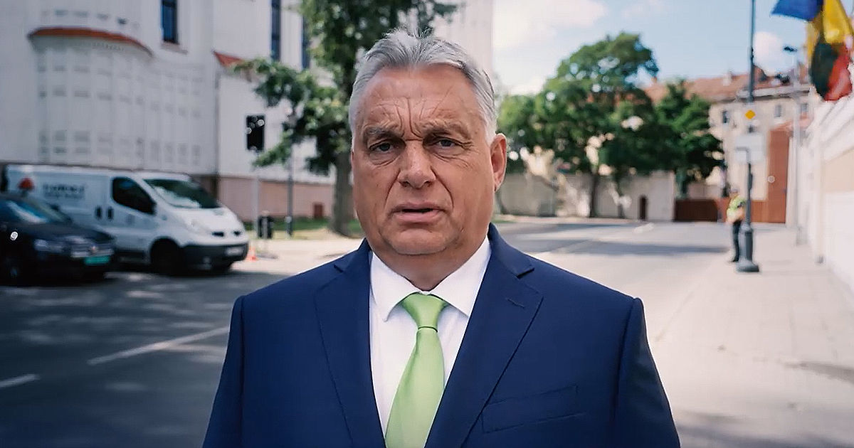 Орбан призвал прекратить отправлять оружие в Украину и начать переговоры.
