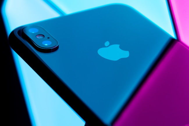 Владельцы iPhone массово меняют их на Android-смартфоны