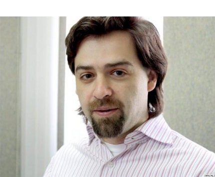 Директор программы Совета Европы по внешним связям в Лондоне, бывший советник по вопросам внешней политики и европейской интеграции премьер-министра Влада Филата Нику Попеску.
