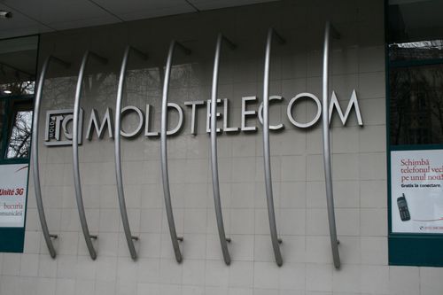 Эксперты связывают ситуацию в Moldtelecom с усилившейся конкуренцией на рынке и неэффективным менеджментом.