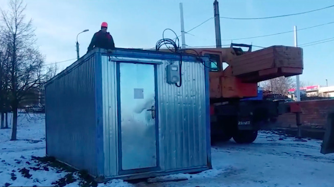 Появилось видео, как в зоне безопасности убирают один из "карантинных постов".