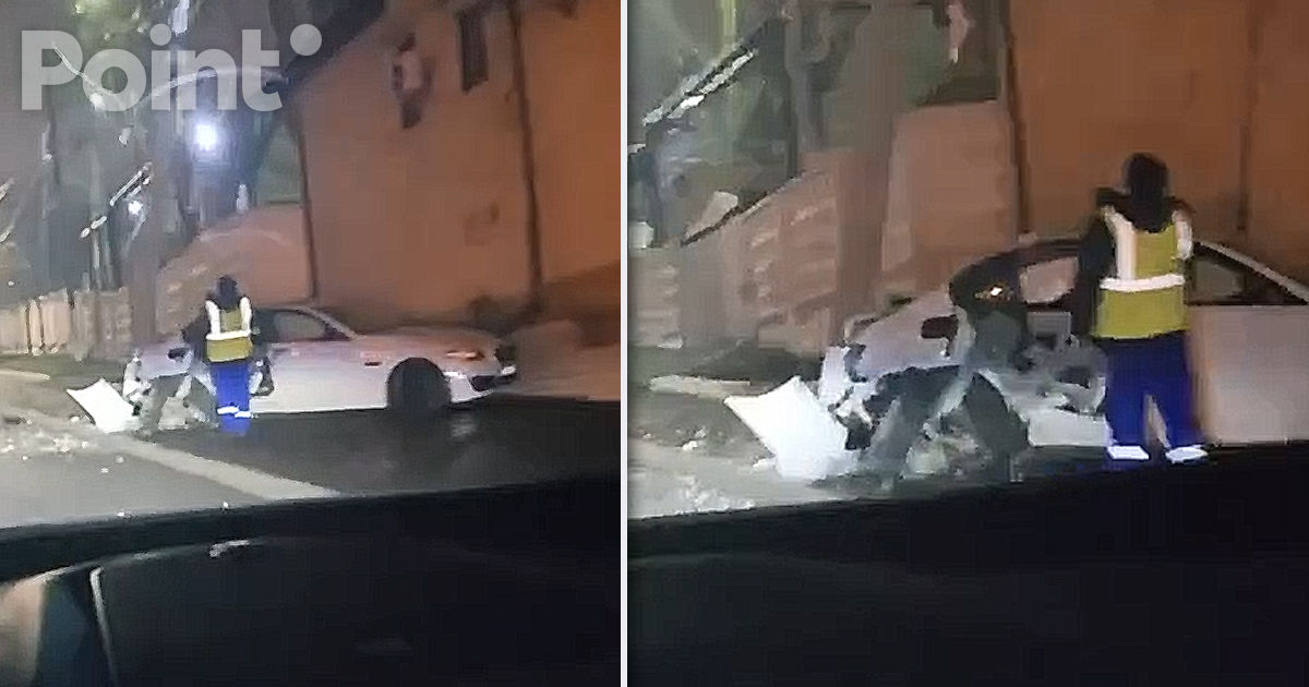 Șoferul unui BMW a pierdut controlul volanului și a derapat de pe carosabil în Capitală.
