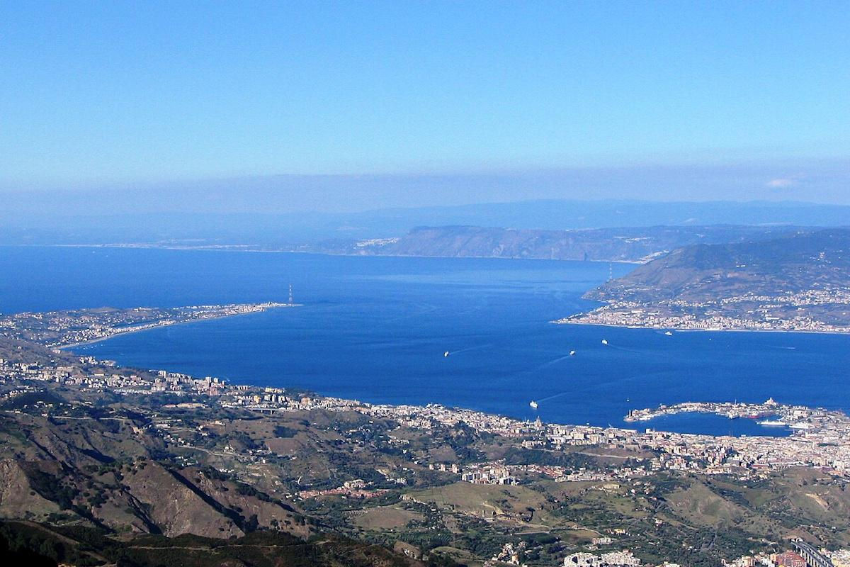Italia va construi un pod strategic, visat încă de pe vremea lui Cezar.