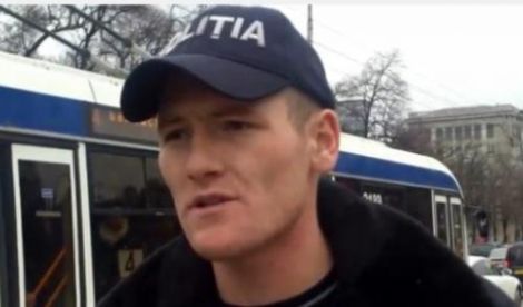 Se creează impresia că poliția și s-a apropiat de oameni, dar a devenit și mai eficientă.