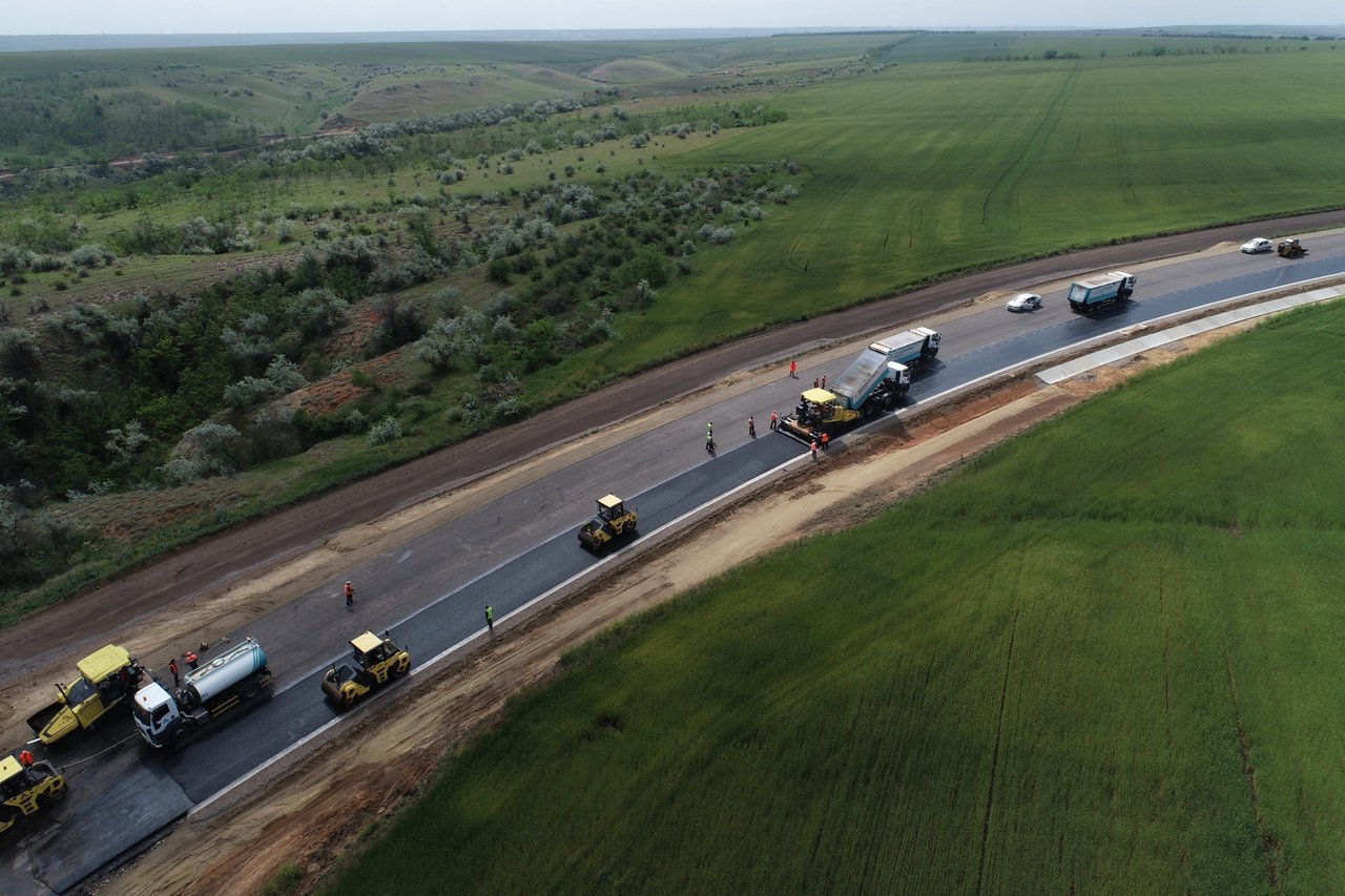 Construcția drumului de ocolire Vulcănești, finalizată în proporție de 81%.
