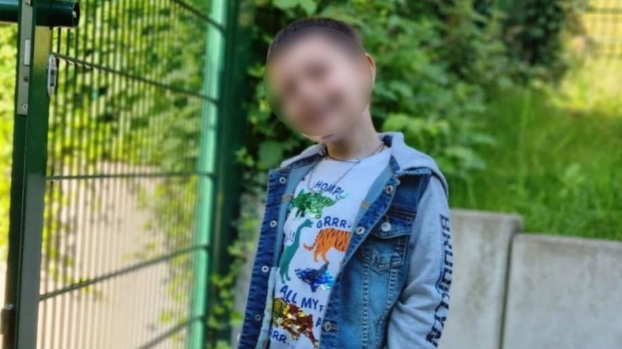 Реанимобиль с 7-летним Артемом отправился в Бельцы: транспортировка в два этапа.