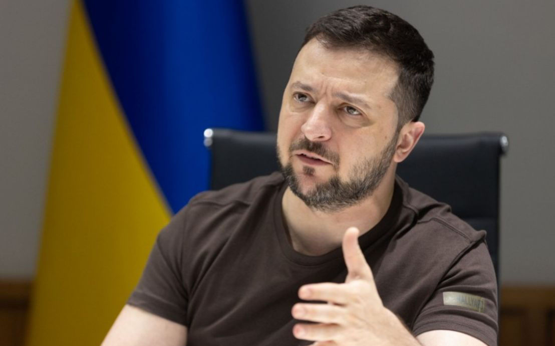 Зеленский: Идут сложные переговоры о следующем этапе эвакуации с "Азовстали".