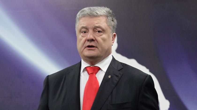 Букмекеры все меньше верят в победу Порошенко. 