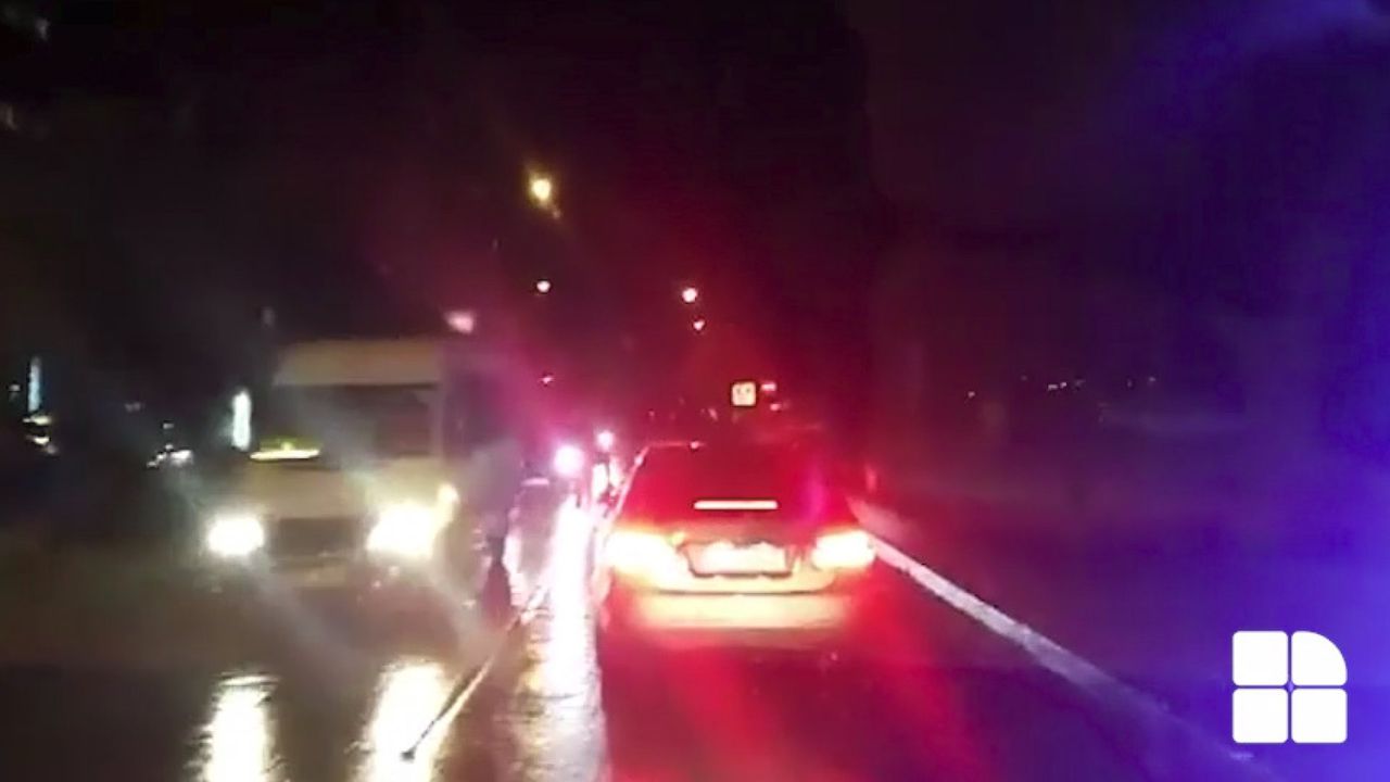 Un maxi-taxi la un pas de accident din cauza unui şofer nervos