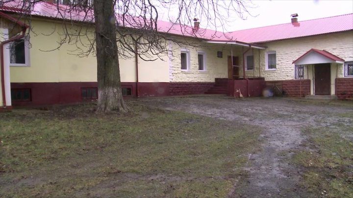 Мэр села довольна, что у детей будут в школе все необходимые условия.