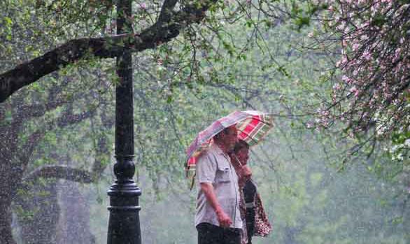 Meteorologii nu prognozează precipitaţii pentru începutul săptămînii viitoare. 