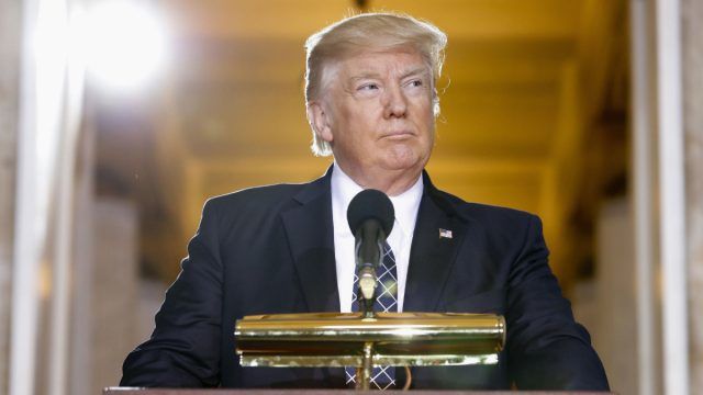 Reuters: Trump va oferi gaz american țărilor dependente de livrările din Rusia