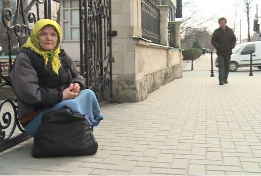 София Булгару вынуждена влачить жалкое существование.