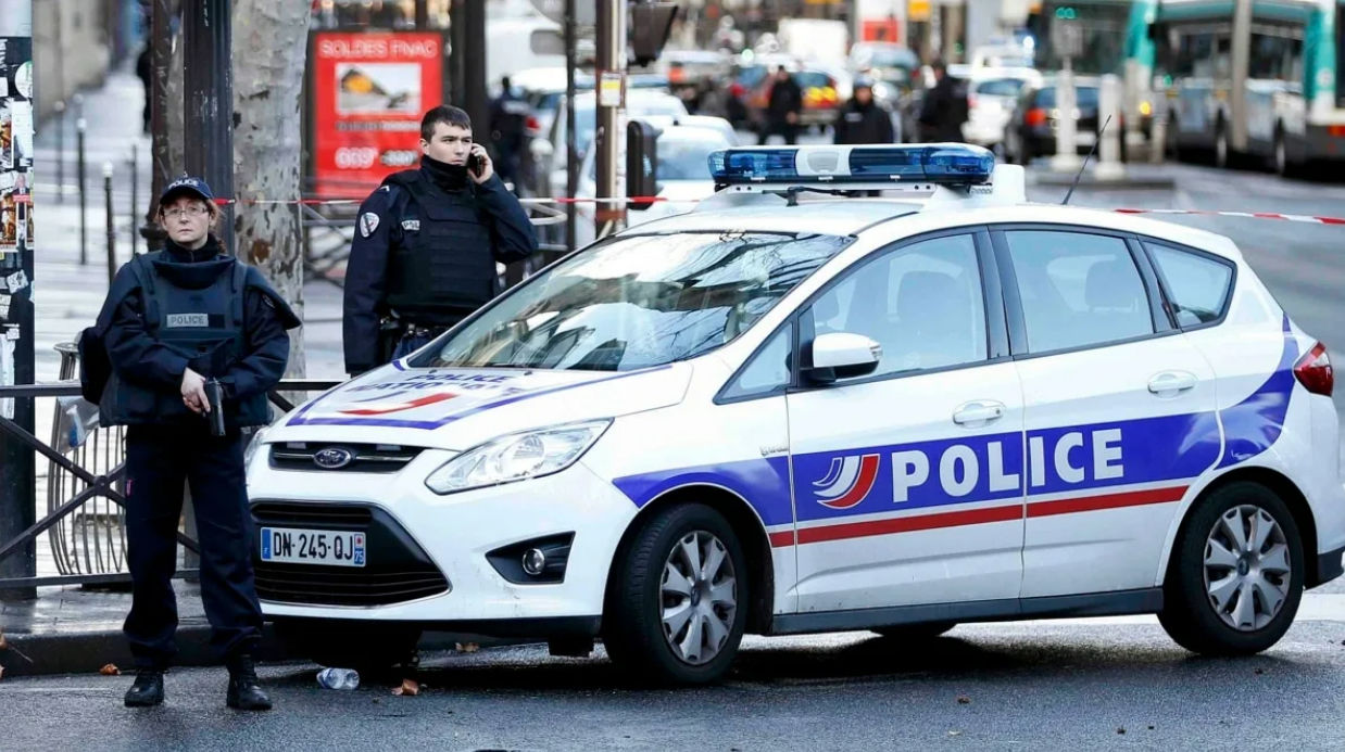 На жительницу Лиона еврейского происхождения напали с ножом.