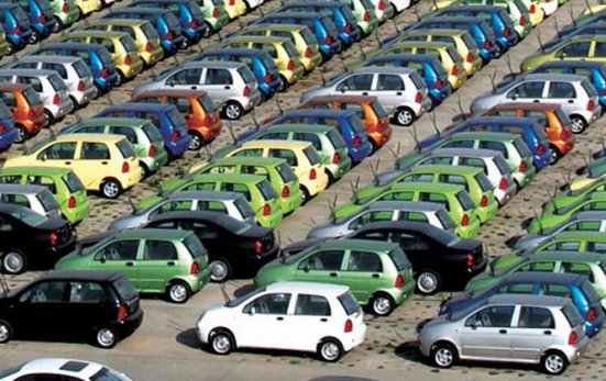 În luna mai, înmatriculările de autoturisme noi din Uniunea Europeană au scăzut de la 1,107 milioane la 1,042 milioane unităţi. 