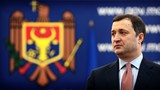 Menţionăm că, ieri, Parlamentul a demis Guvernul, în frunte cu premierul Vlad Filat, în urma unei moţiuni de cenzură