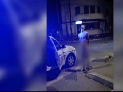 Polițist luat la palme de un bărbat gol pușcă. 