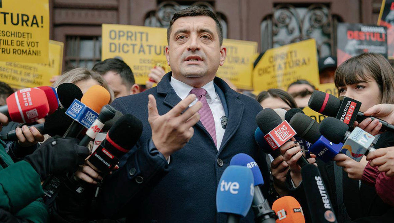 Simion îndeamnă oamenii la proteste, la care el nu va participa.