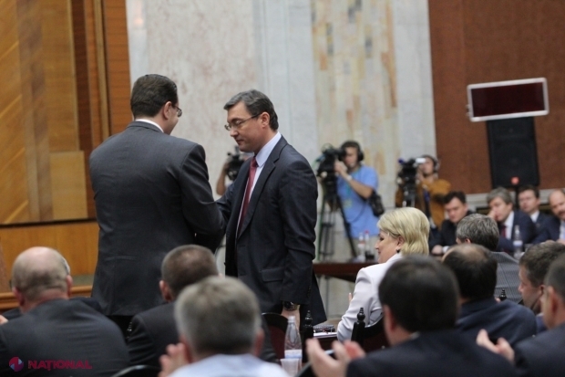Fiindcă trebuie să existe o majoritate parlamentarăca să fie operate aceste modificări la Codul Electoral”, conchide Corman.