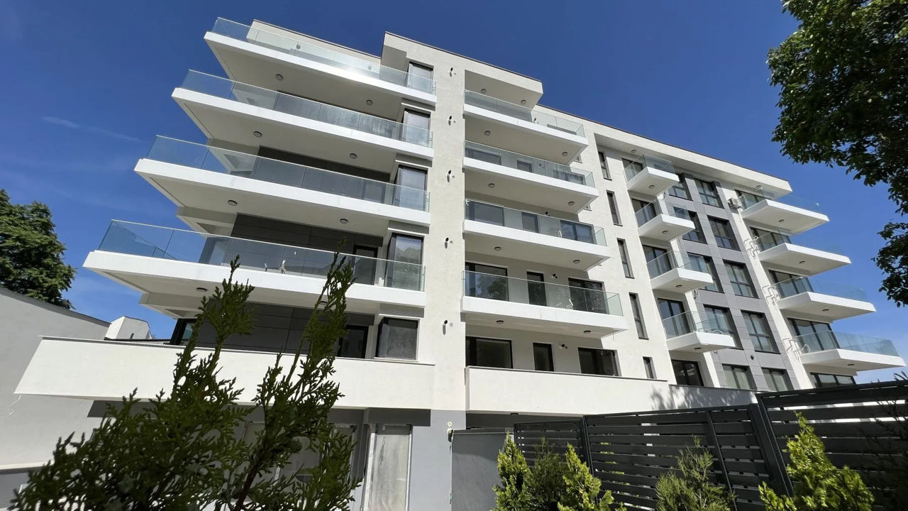 Piața imobiliară din România va încetini semnificativ la sfârșitul anului: Cumpărătorii dau dovadă de prudență.