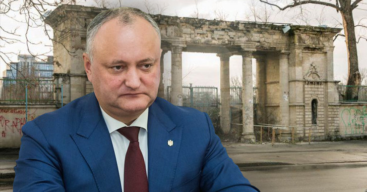 Додон: Республиканский стадион должен оставаться в собственности государства. Коллаж: Point.md