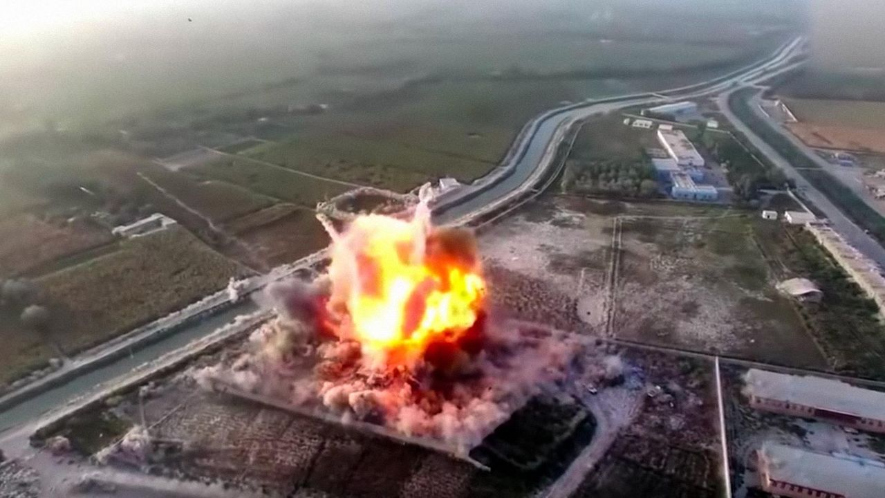 Беспилотник террористы используют для того, чтобы корректировать смертника.