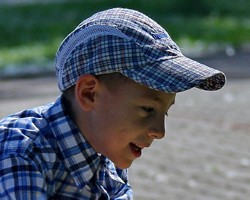 Четырехлетний мальчик попытался купить старый поезд, который выставила на торги одна транспортная компания. Фото: ИТАР-ТАСС