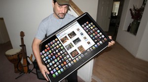Pe lângă sistemul iOS 7, lista noutăţilor pregătite pentru tableta iPad Maxi ar mai putea cuprinde şi o interfaţă adaptată pentru cărţile în format digital.