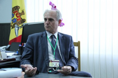 Ofițerii CNA au percheziționat atât biroul, cât și locuința lui Popoșoi.