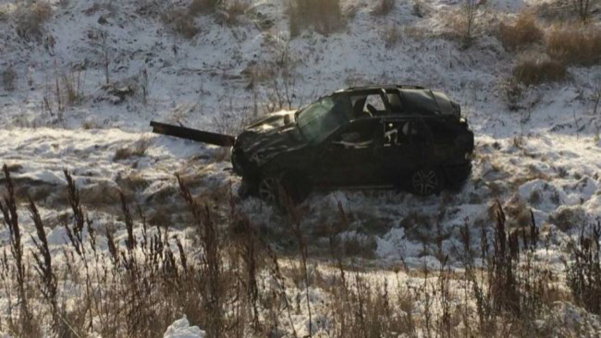 Accident în Capitală: Mașini răsturnate. Două persoane, la spital. Foto simbol: agora.md