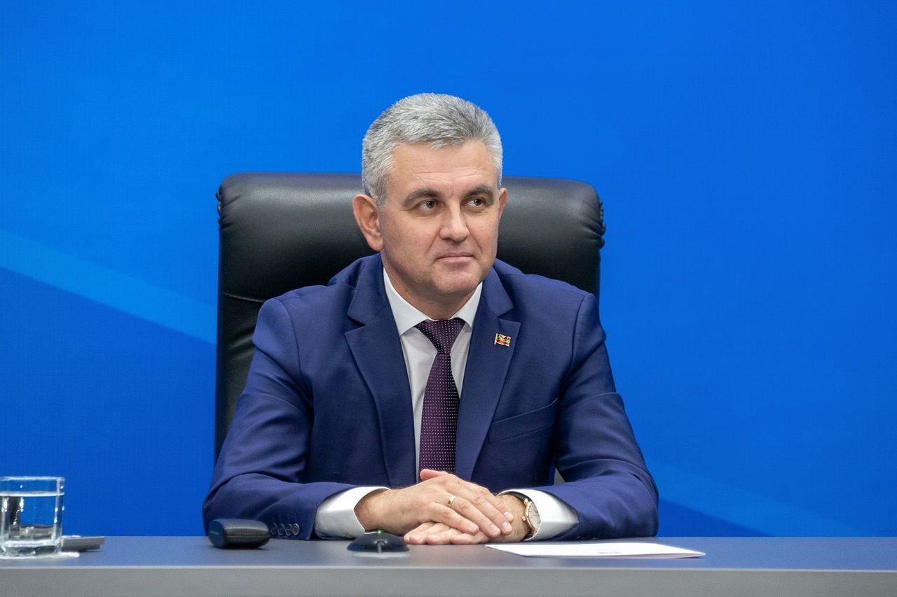 Вадим Красносельский поддержал идею строительства аэропорта в Тирасполе.