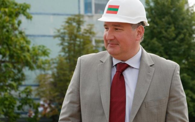 Dmitri Rogozin le-a promis transnistrenilor că nu-i va lăsa în voia sorţii. FOTO: novostipmr.com