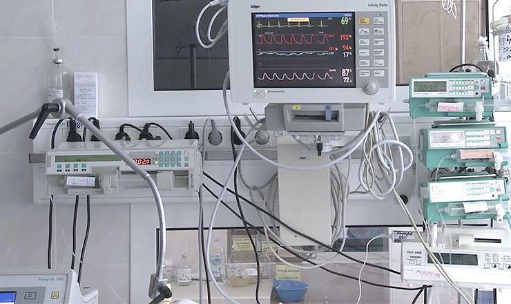 Пострадавший был доставлен в больницу в тяжелом состоянии, а впоследствии ему понадобилась помощь хирургов. 
