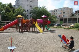 Parcul pentru copii sus-menționat și-a început activitatea în septembrie 2011. Foto: iasiplus.ro