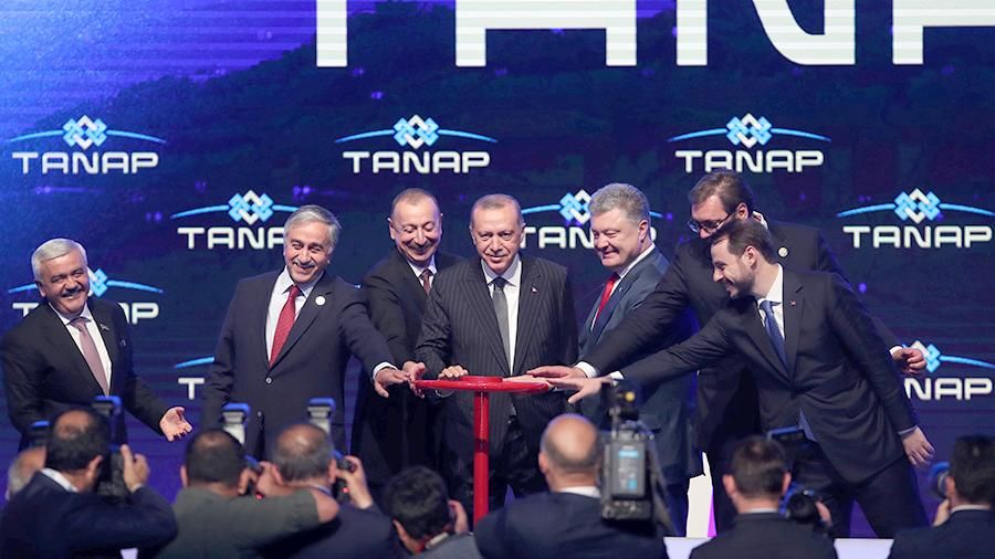 Церемония открытия TANAP прошла на компрессорно-измерительной станции. 