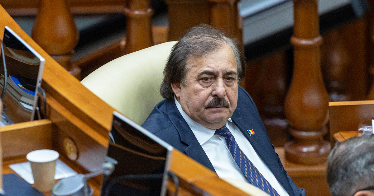 Botgros a negat zvonurile despre demisia sa din Parlament: Nu mai conduc orchestra.