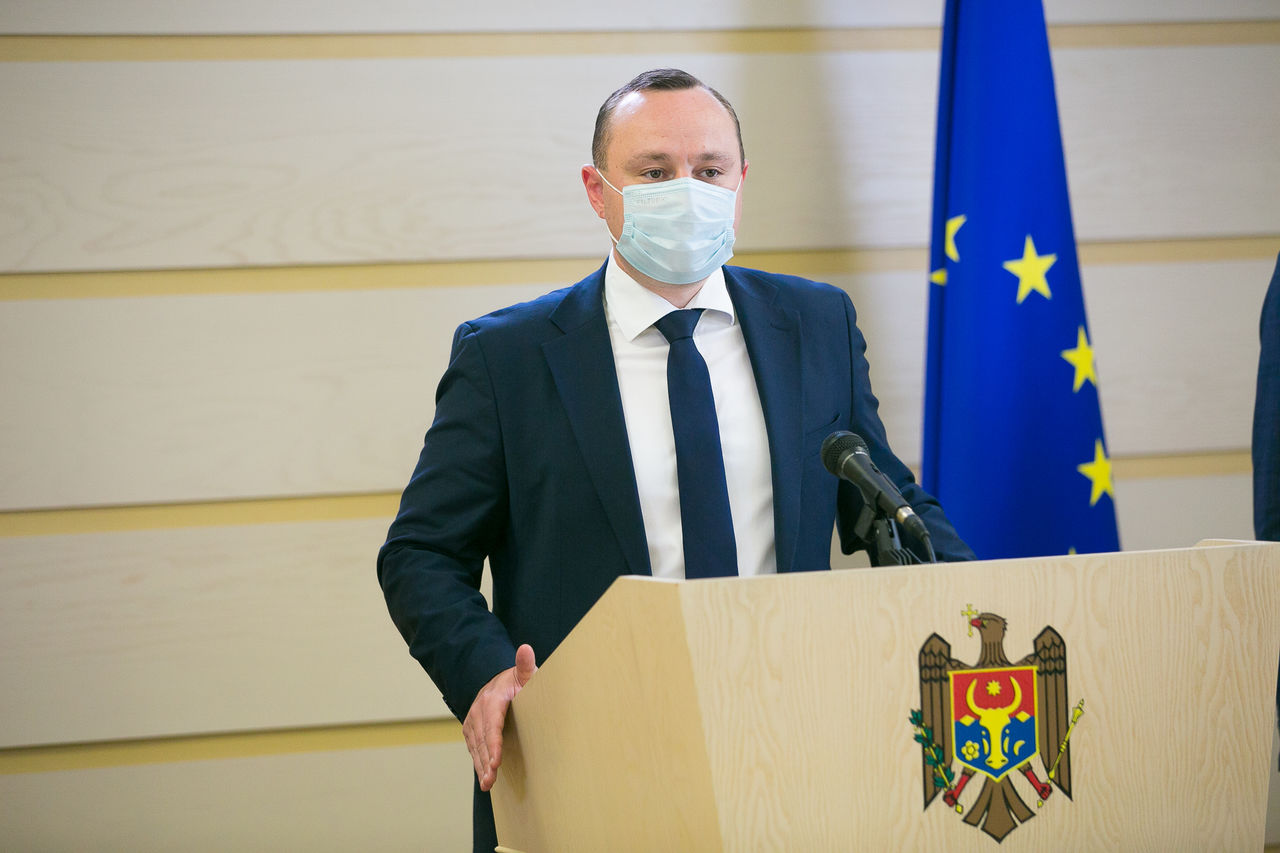 Батрынча о росте цен на топливо: Признайте, что принятый закон - ошибка.
