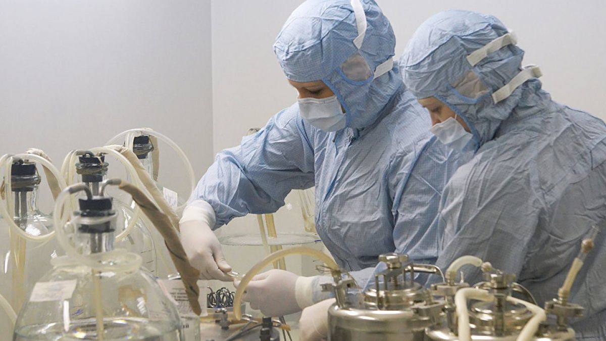 Госсекретарь Минздрава: 3700 медработников борются с COVID-19 в Молдове.