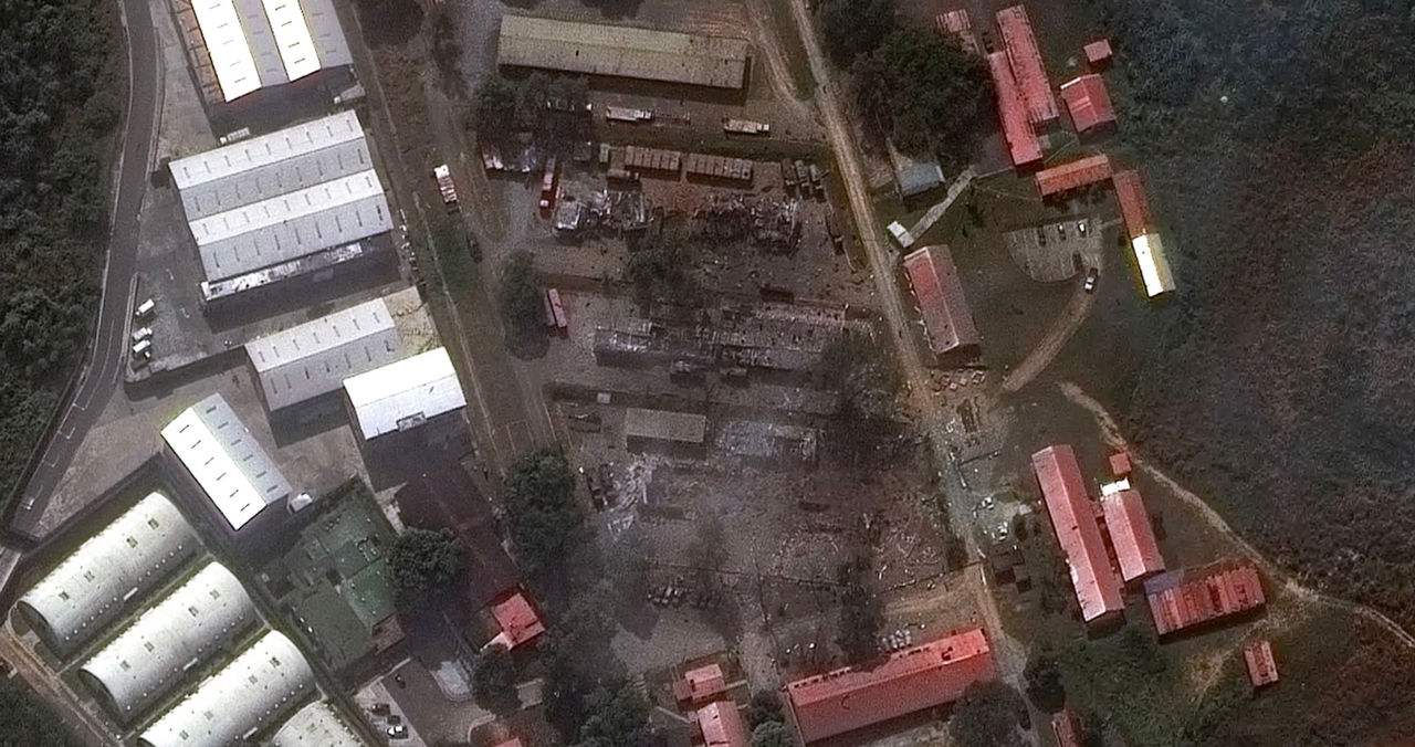 Imagini din satelit cu țintele atacate de SUA în Caracas.