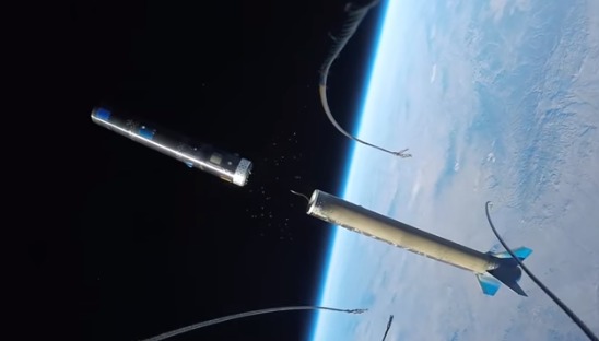 Ракета была небольших размеров, длиной в 6 метров.