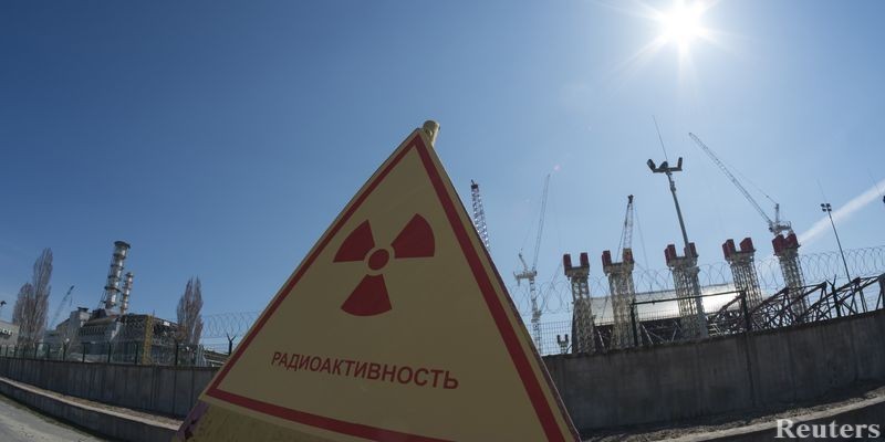Цель мисии - рассмотрение причин, ход ликвидации и радиационные последствия частичного обрушения кровли и стенных конструкций машинного зала блока №4. Фото: reuters