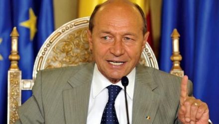Totuşi preşedintele a dat de înţeles că România ar avea soluţiile sale proprii, chiar dacă admite că nu are autoritatea să le discute