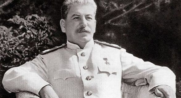 Palatul de Gheaţă al lui Stalin din Siberia se topeşte